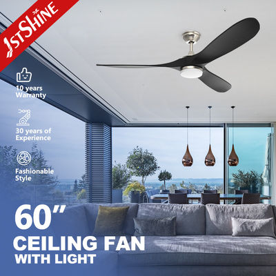 220v 현대 목재 천장 팬과 빛 촛불 침실